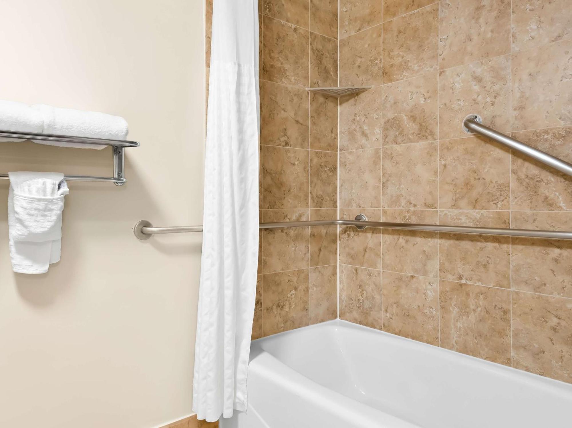Best Western Potomac Mills Woodbridge Exteriör bild