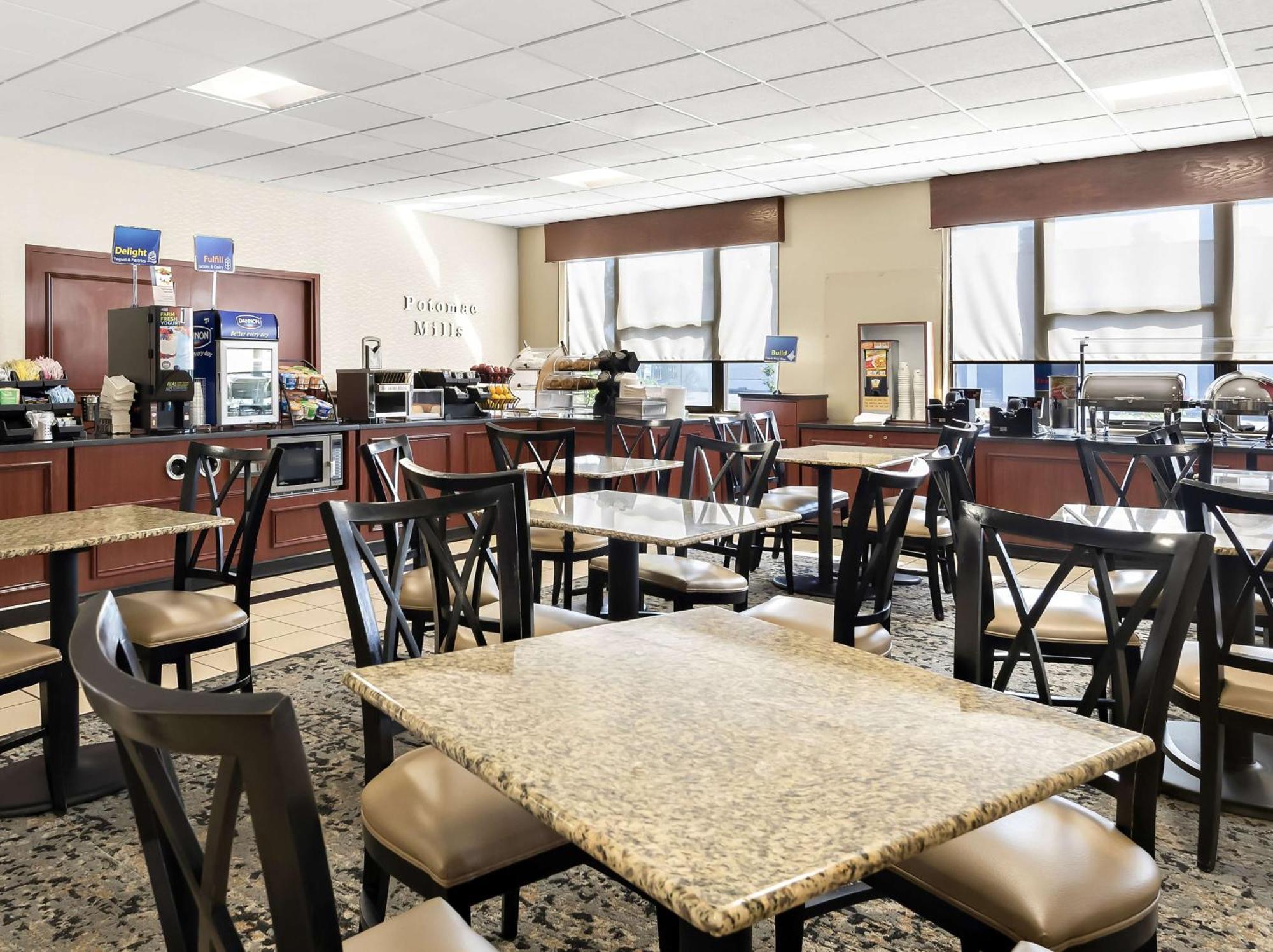 Best Western Potomac Mills Woodbridge Exteriör bild